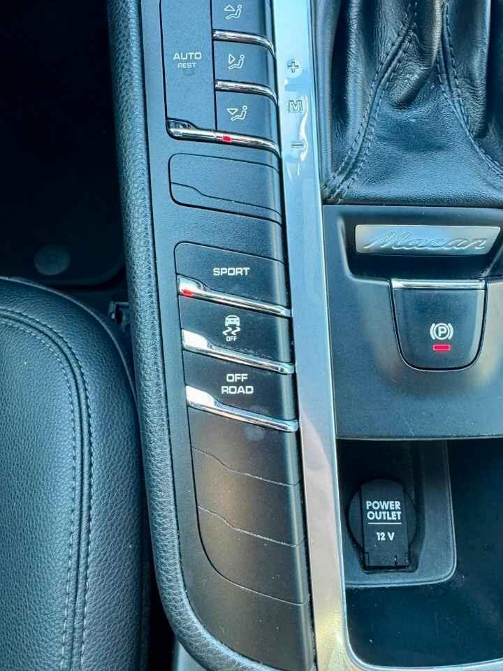 Porsche Macan 2.0 BENZINA 245 CV