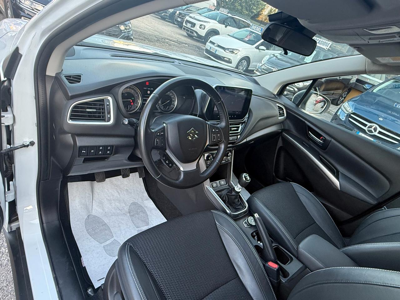 "DA VETRINA" Suzuki S-Cross 1.4 Hybrid 4WD AllGrip +GANCIO