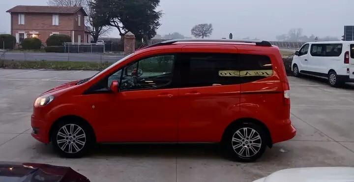Ford Tourneo Courier 1.5 TDCI 75 CV Plus