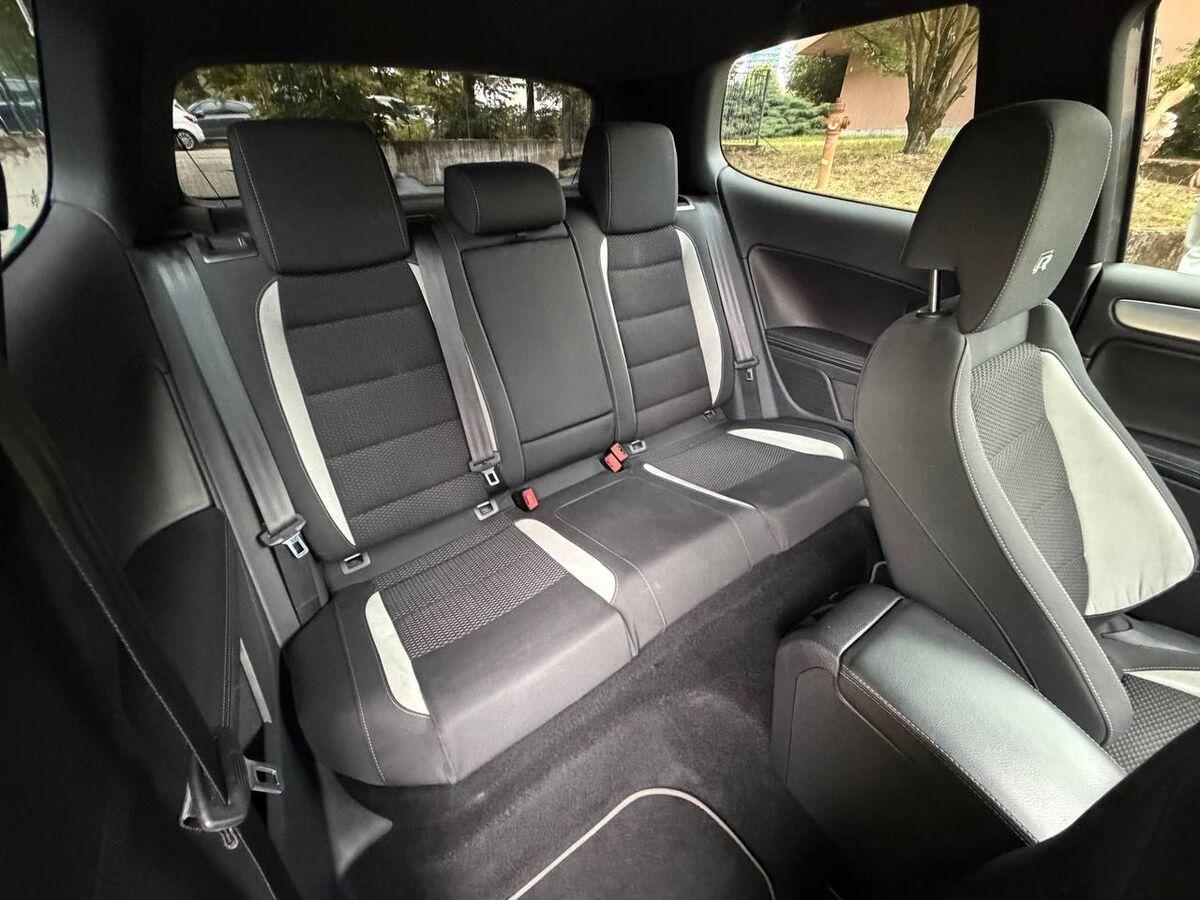 Volkswagen Golf 2.0 tsi R 4motion 270cv 3p dsg