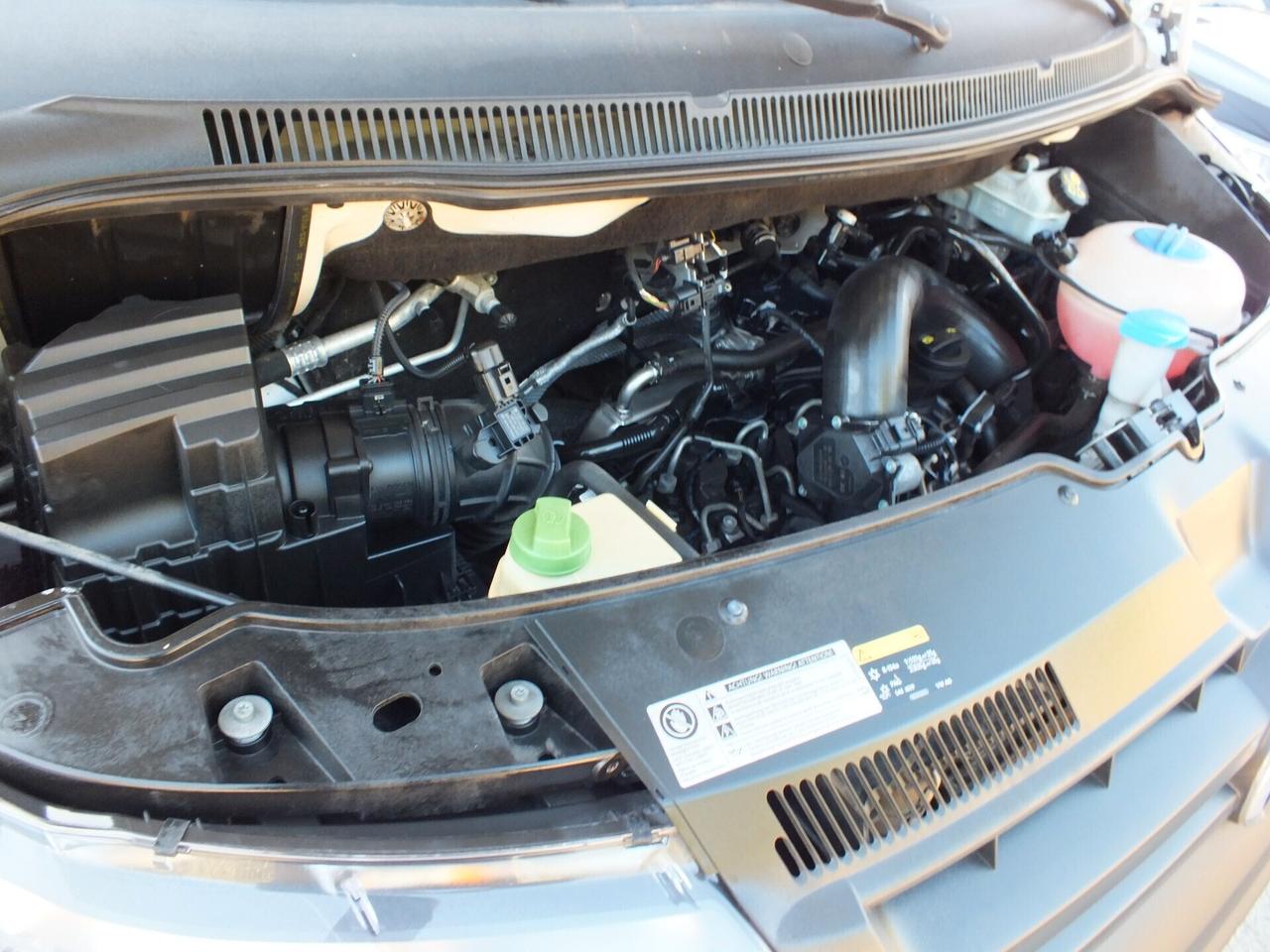 VW CARAVELLE T-5 2.0 TDI 102 CV -9-POSTI