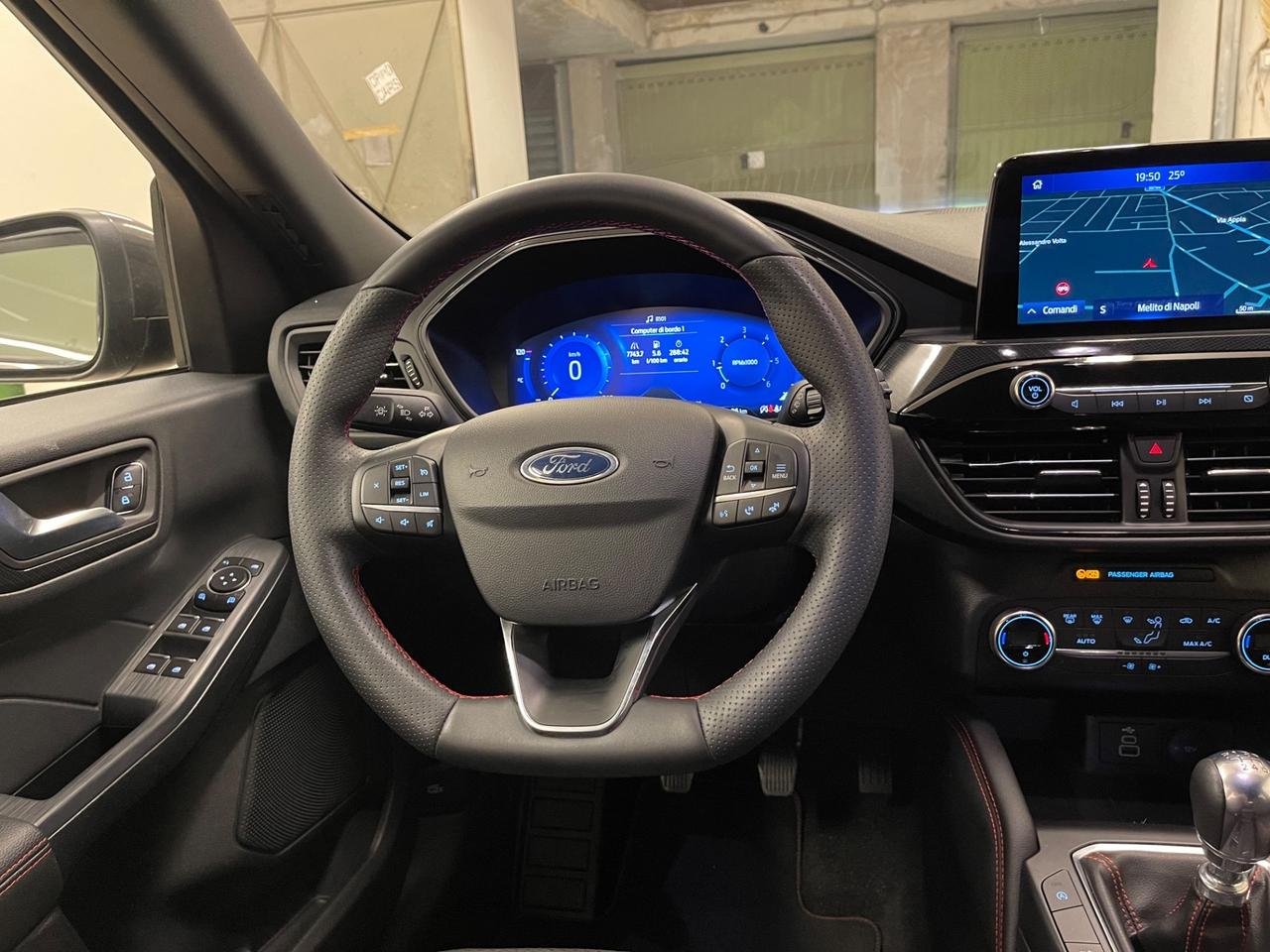 Ford kuga 1.5 120cv st-line nuova