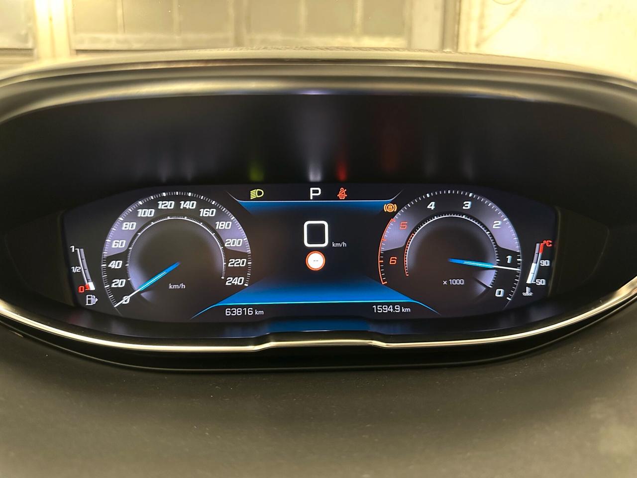 Peugeot 3008 BlueHDi 130 S&S EAT8 Active Business