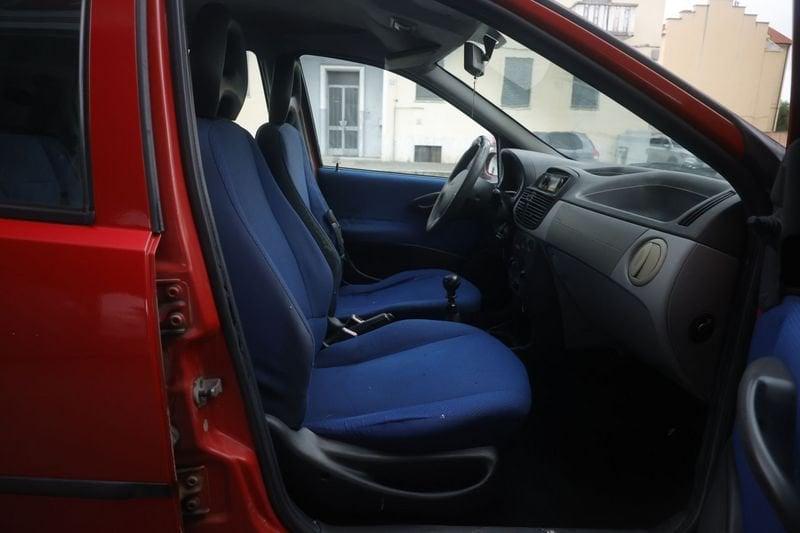 FIAT Punto FIAT Punto 1.2i cat 5p ELX 44KW ANNO 2004