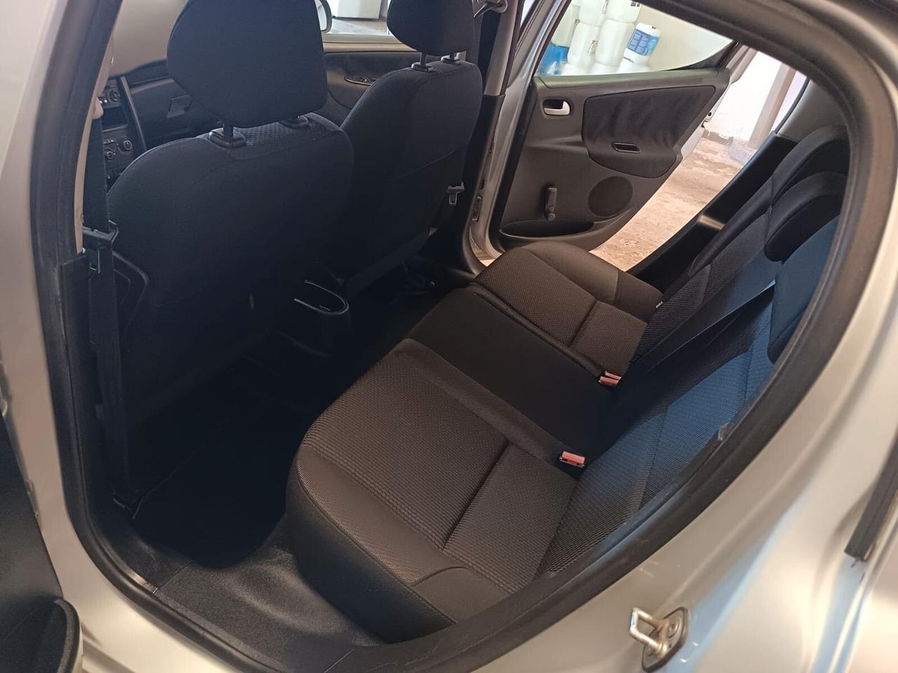 Peugeot 207 1.4 2010 HDI 70CV XS 5P Unicoproprietario Km 149.000 Distribuzione Fatta
