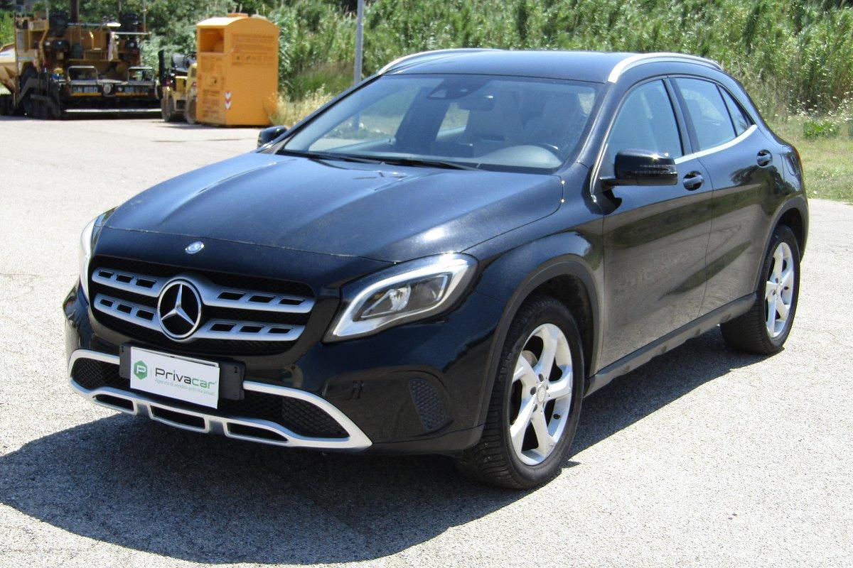 MERCEDES GLA 200 d Automatic Executive