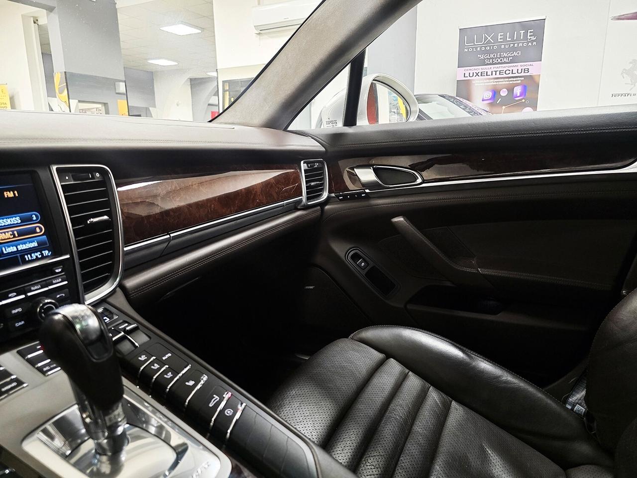 I 4.8 Turbo_SERVICE BOOK_TETTO PANORAMICO_FRENI CARBOCERAMICA_TOP_LIFT