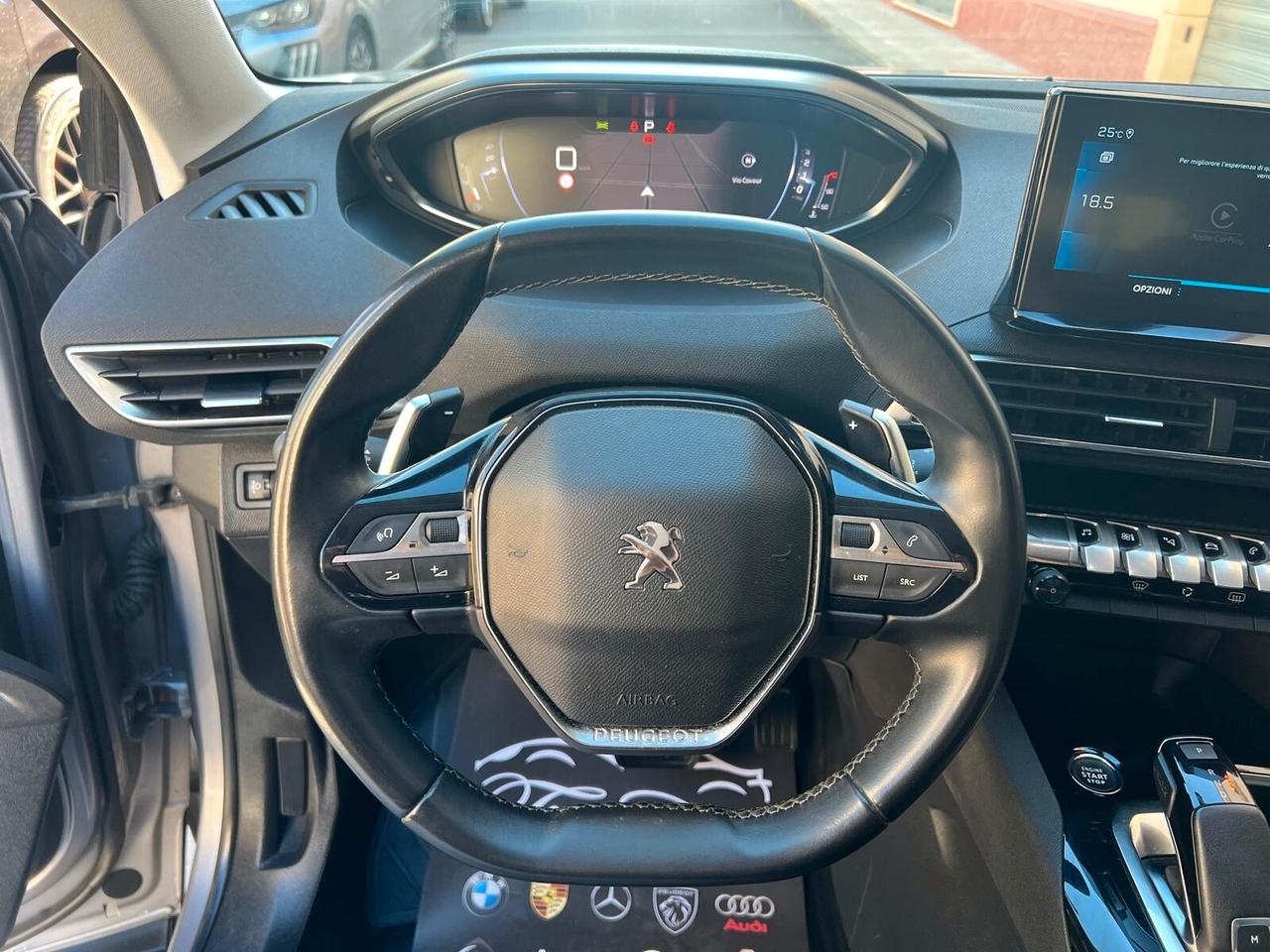 PEUGEOT 3008 ALLURE 1.5 130CV PELLE NAVI CAM ANNO 2022
