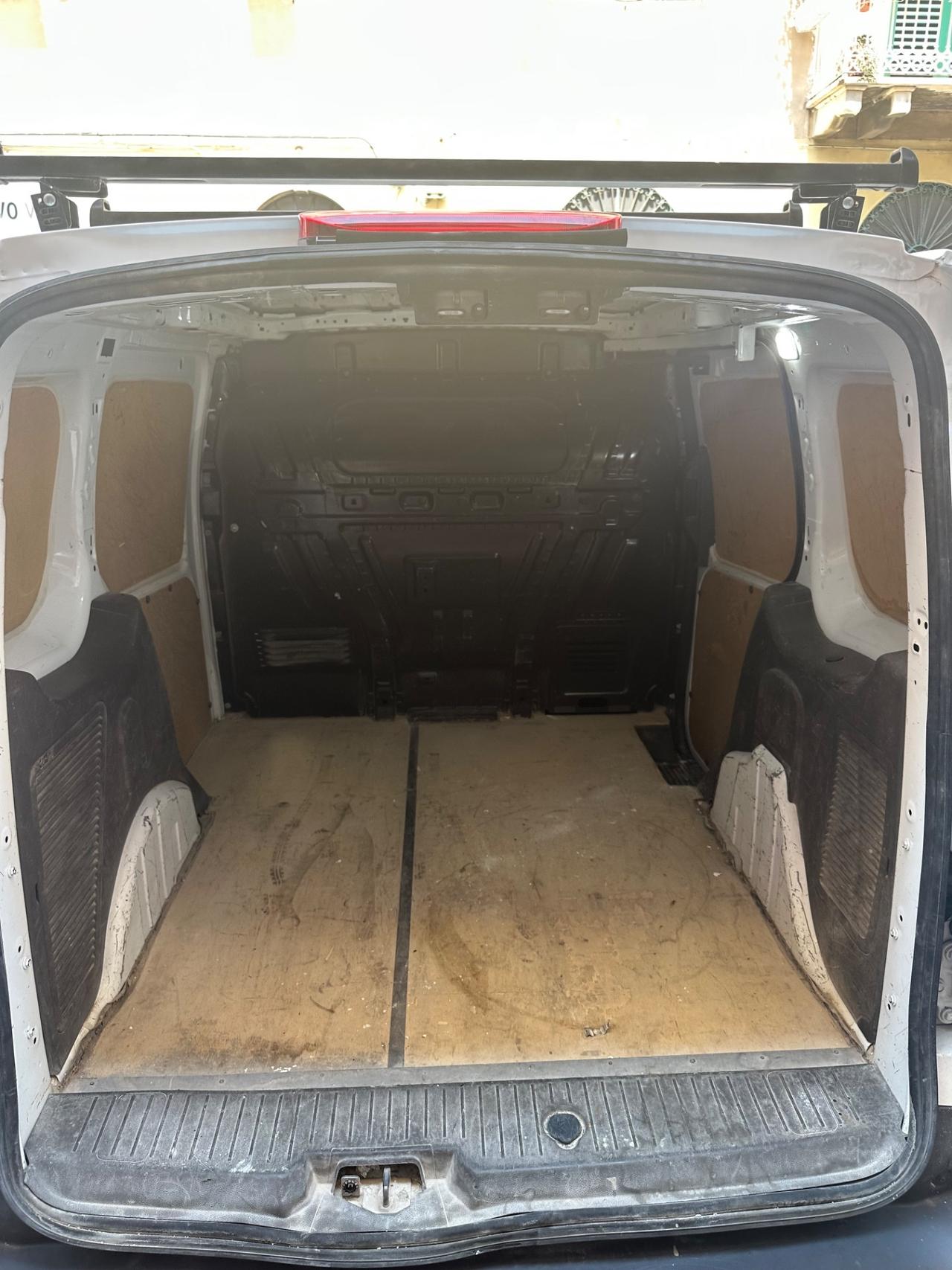 Ford Transit Connect 200 1.5 TDCi 100CV PC Furgone Trend