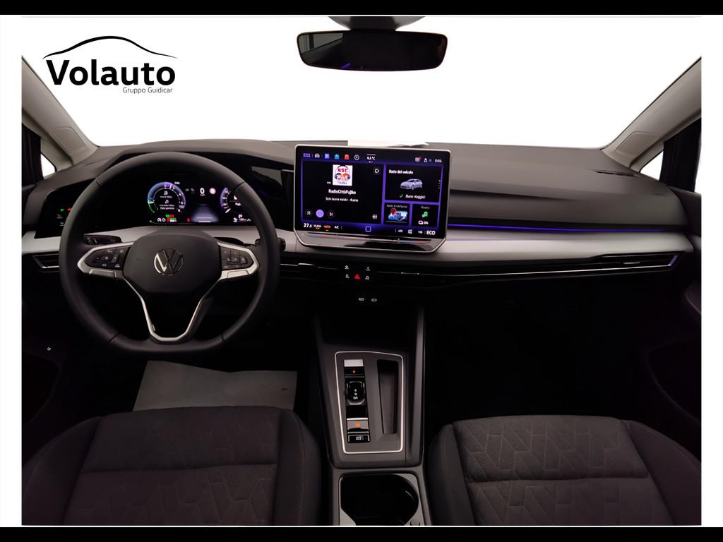 VOLKSWAGEN Golf VIII 2024 - Golf 1.5 tsi ehybrid Life 204cv dsg