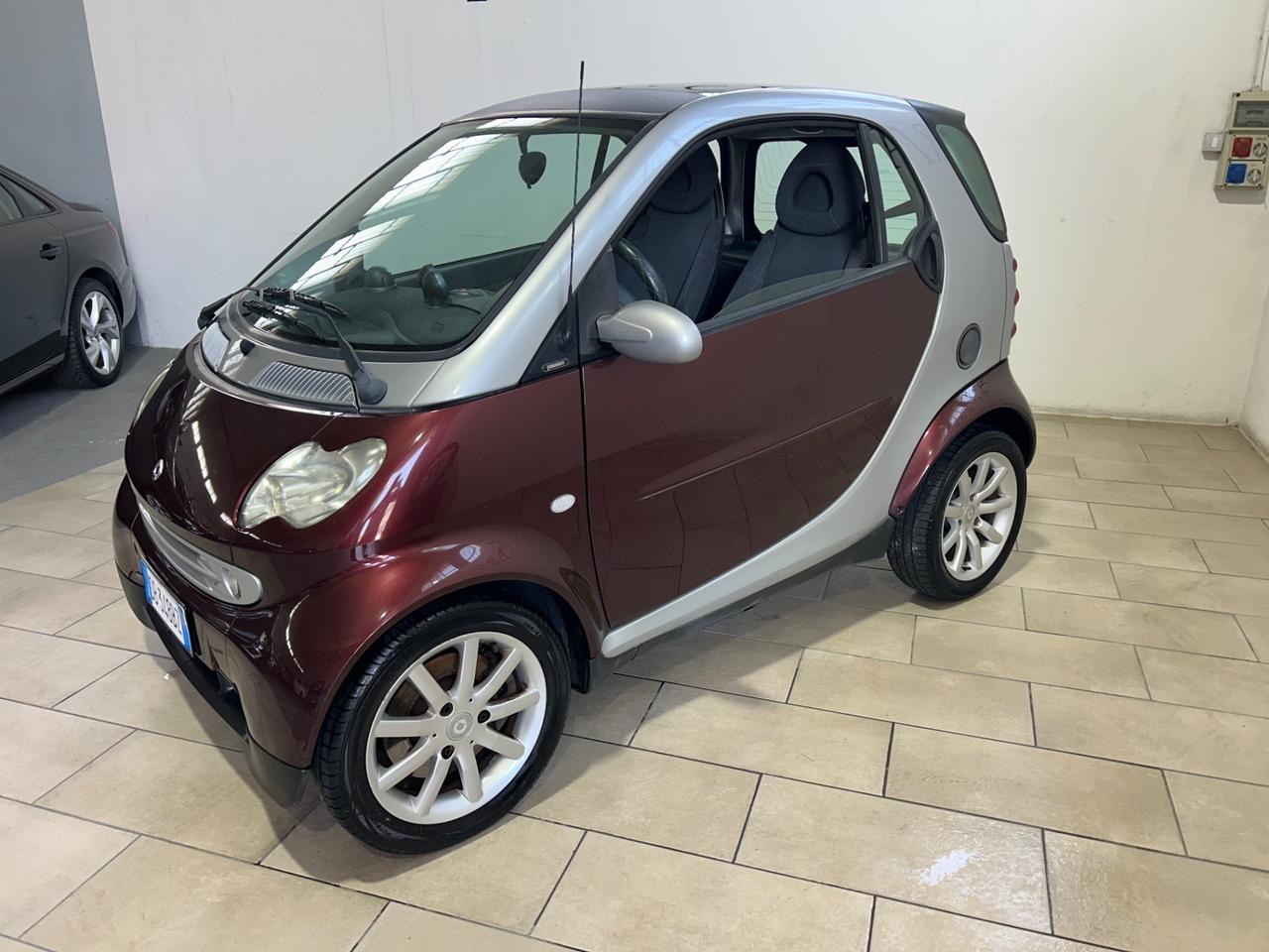 Smart ForTwo 700 coupé grandstyle (45 kW)
