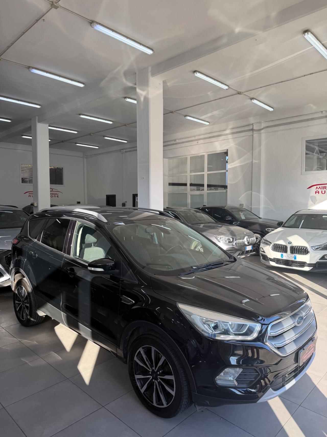 Ford Kuga 1.5 120 CV 2WD ST LINE finanziabile