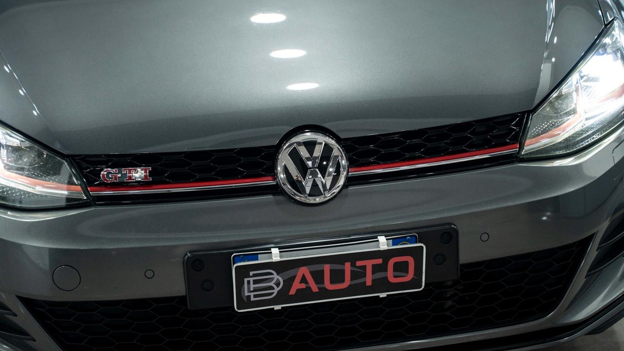 Volkswagen Golf GTI 7.5 PERFORMANCE 245CV DSG TETTO XENO NAVI FULL OPTIONAL