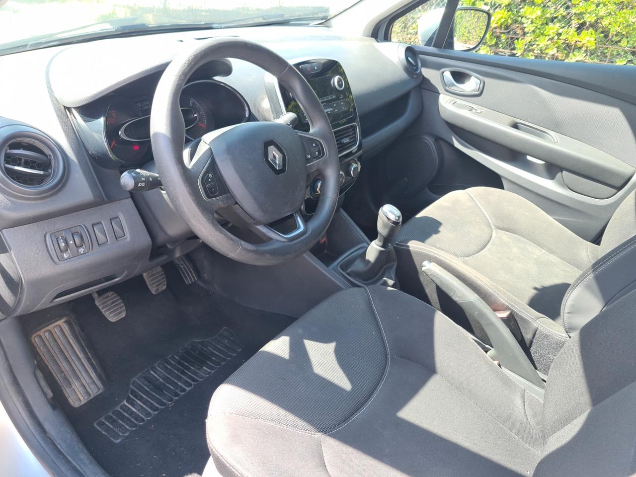 Renault Clio 1.2 75Cv VARI COLORI E CILINDRATE