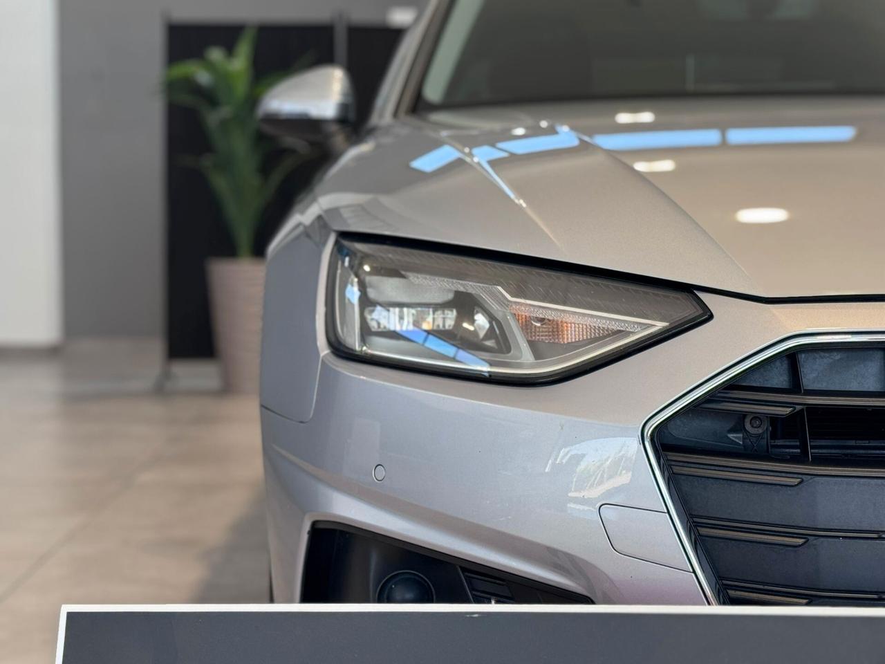 Audi A4 35 TDI/163 CV S tronic Business