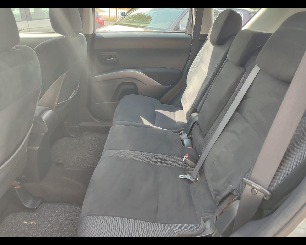 MITSUBISHI Outlander 2ª(07-10) - Outlander 2.0 DI-D Invite DPF