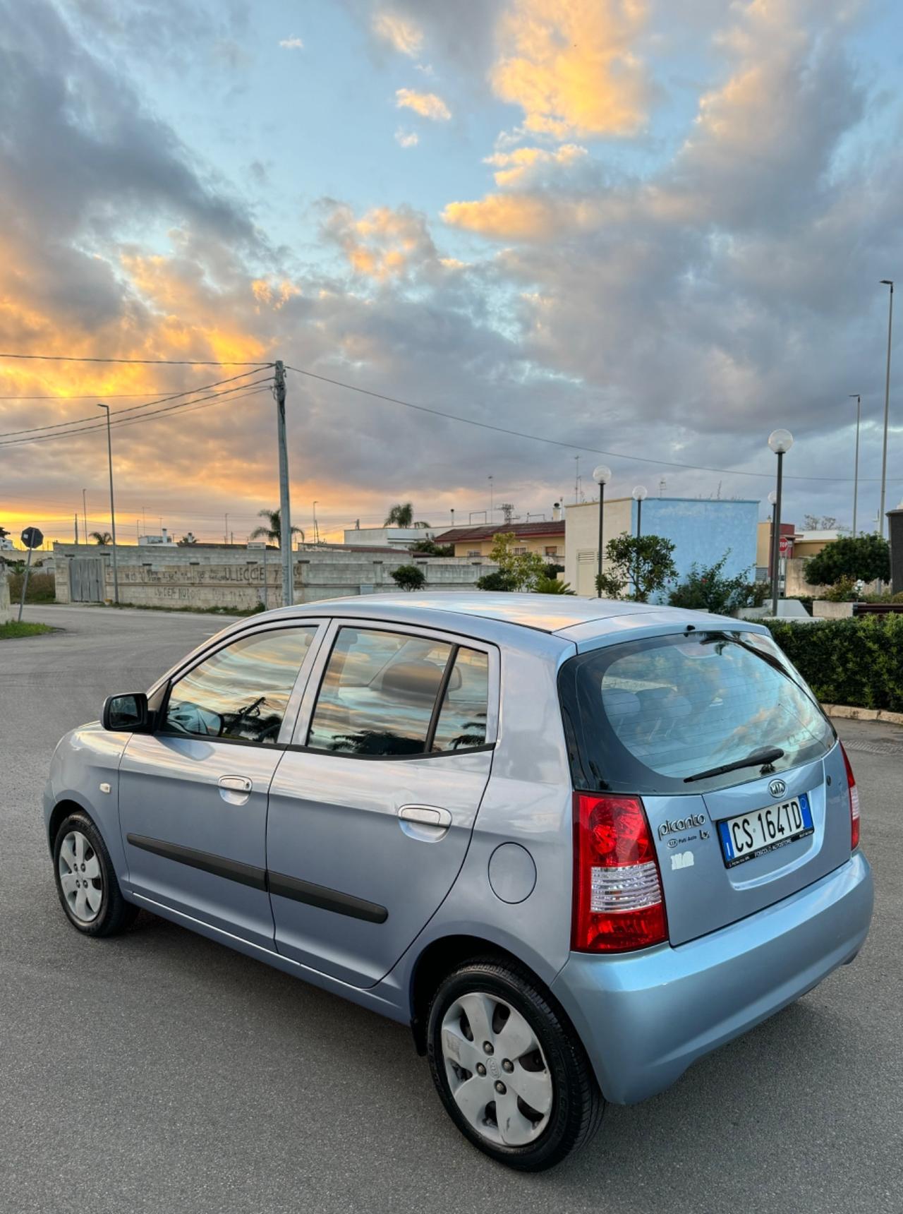 KIA PICANTO 1.0 BENZINA SPIRIT 126000 KM