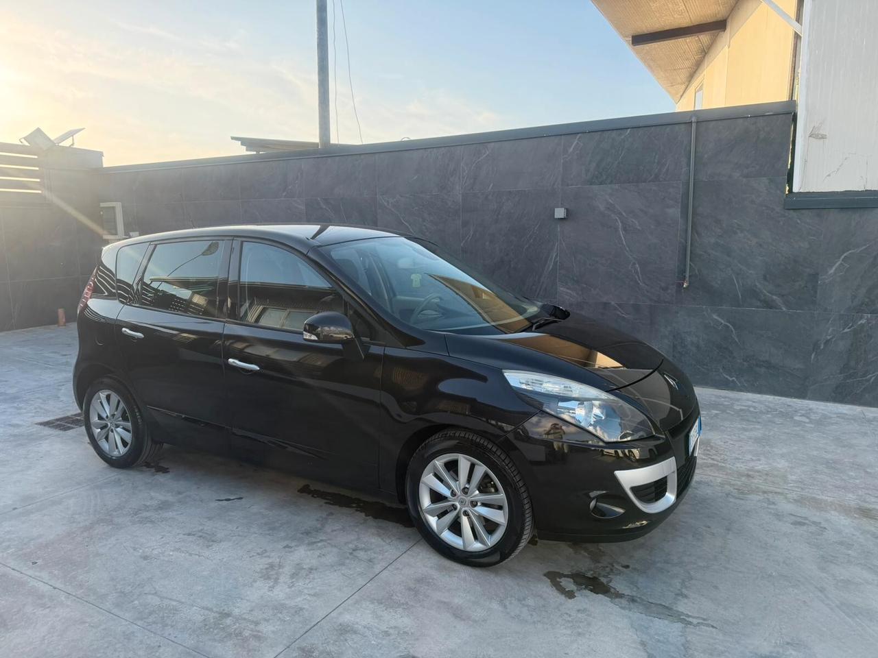 Renault Scenic Scénic X-Mod 2.0 dCi 150CV Proactive Luxe