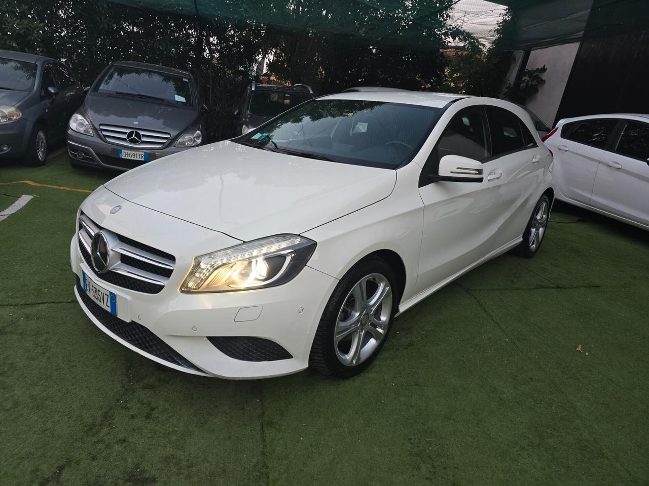 Mercedes A 180 CDI 109CV Premium 150000KM-2014