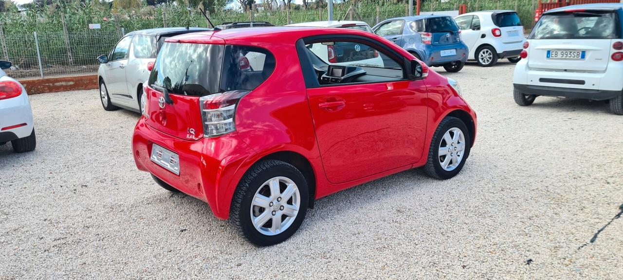 Toyota iQ 1.0 NAVI PREZZO REALE NESSUN VINCOLO DI FINANZIAMENTO GAR.12 MESI