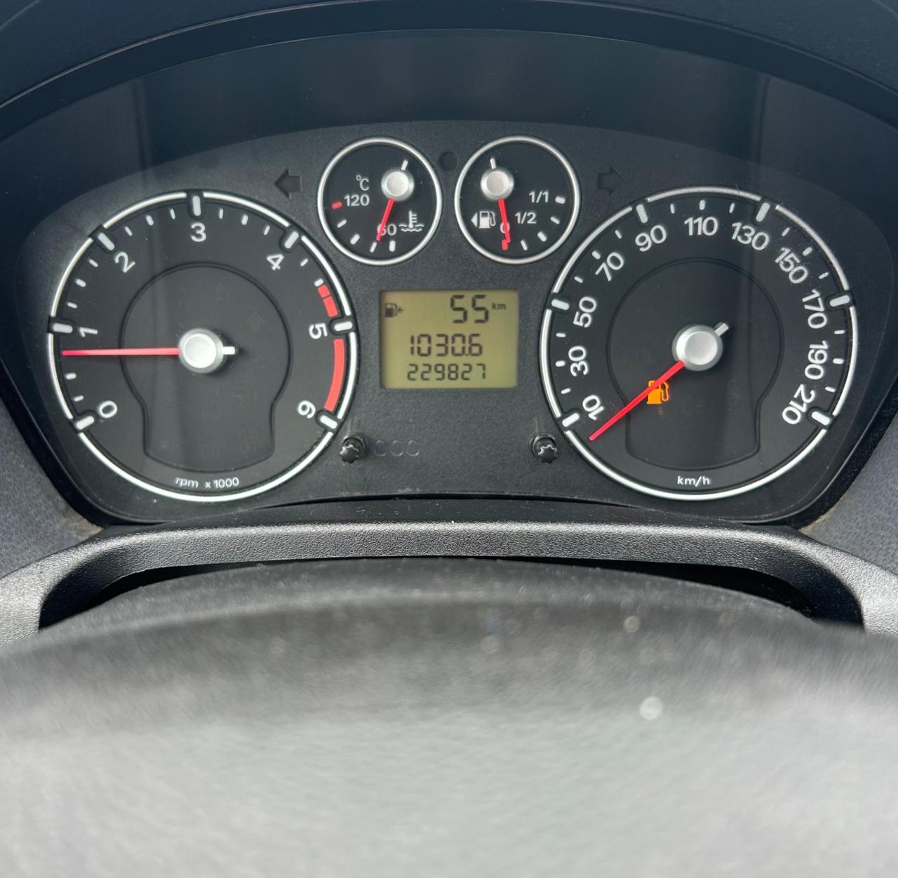 Ford Fiesta 1.4 TDCi 5p. Ghia Neopatentati