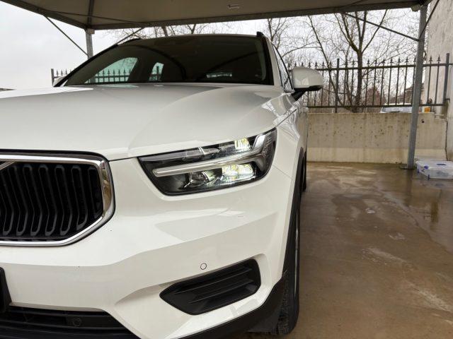 VOLVO XC40 T3 KM REALI E CERTIFICATI FARI LED CAR PLAY