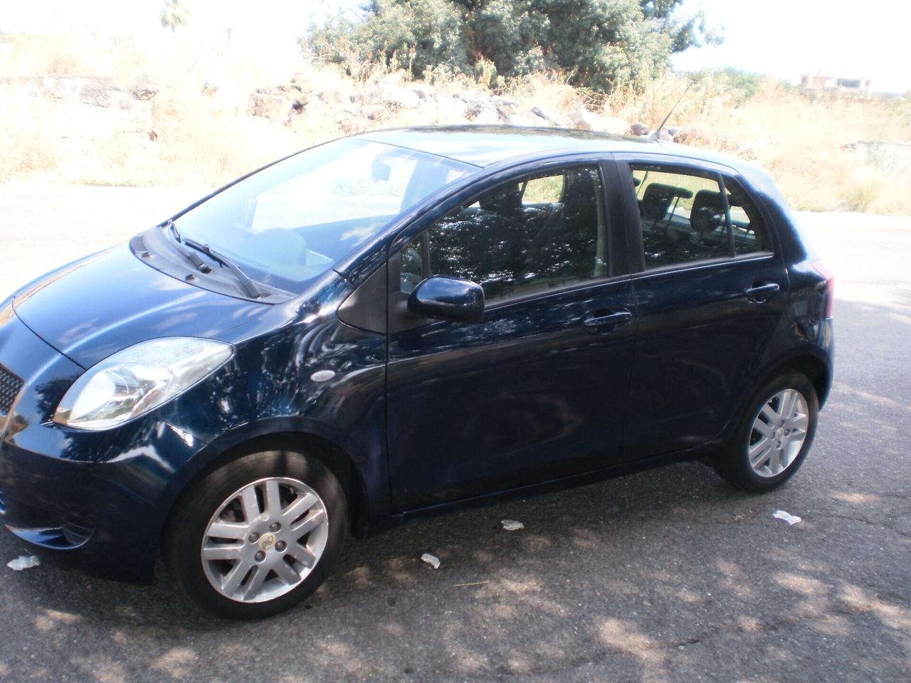 Toyota Yaris 1.4 D-4D 5 porte Sol