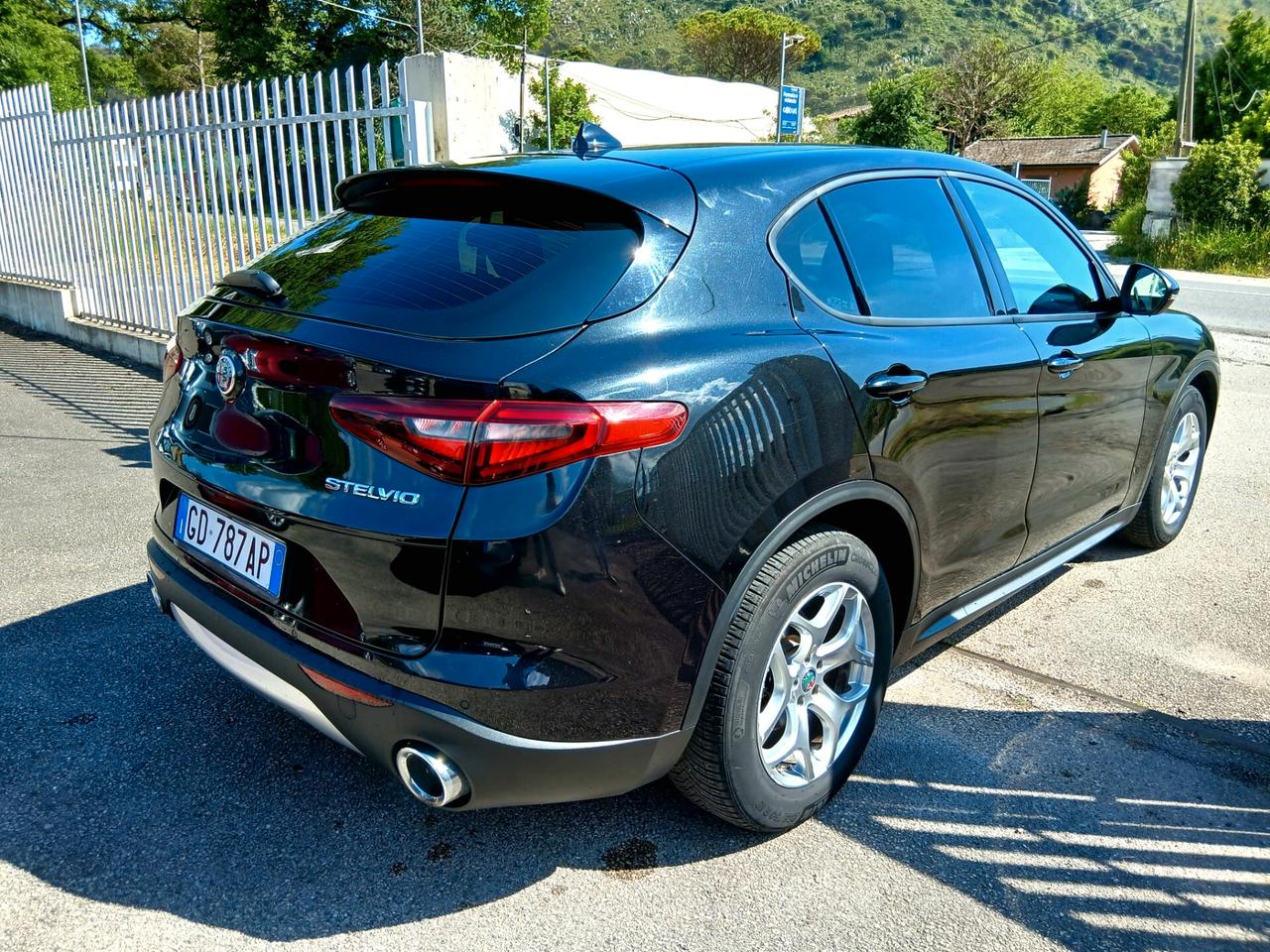 Alfa Romeo Stelvio 2.2 Turbodiesel 160 CV AT8 RWD