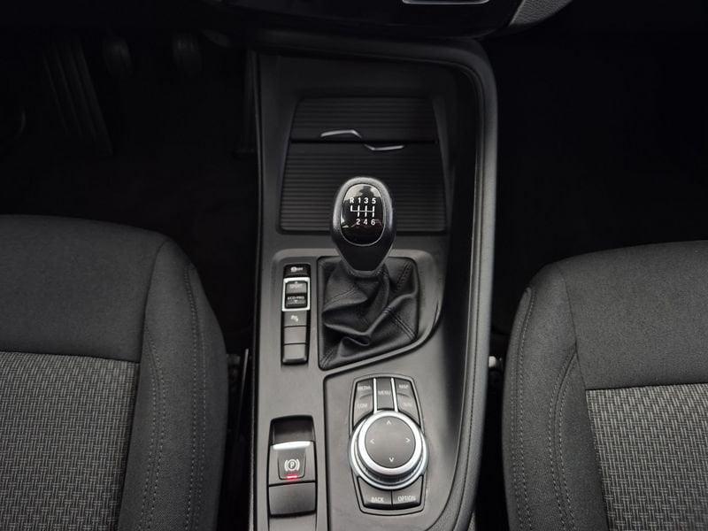 BMW X1 sdrive18i Advantage 136cv