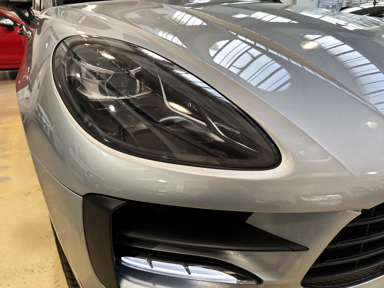 Porsche Macan 2.0 PDK-21"-Keyless-Camera-PASM-Sport Chrono