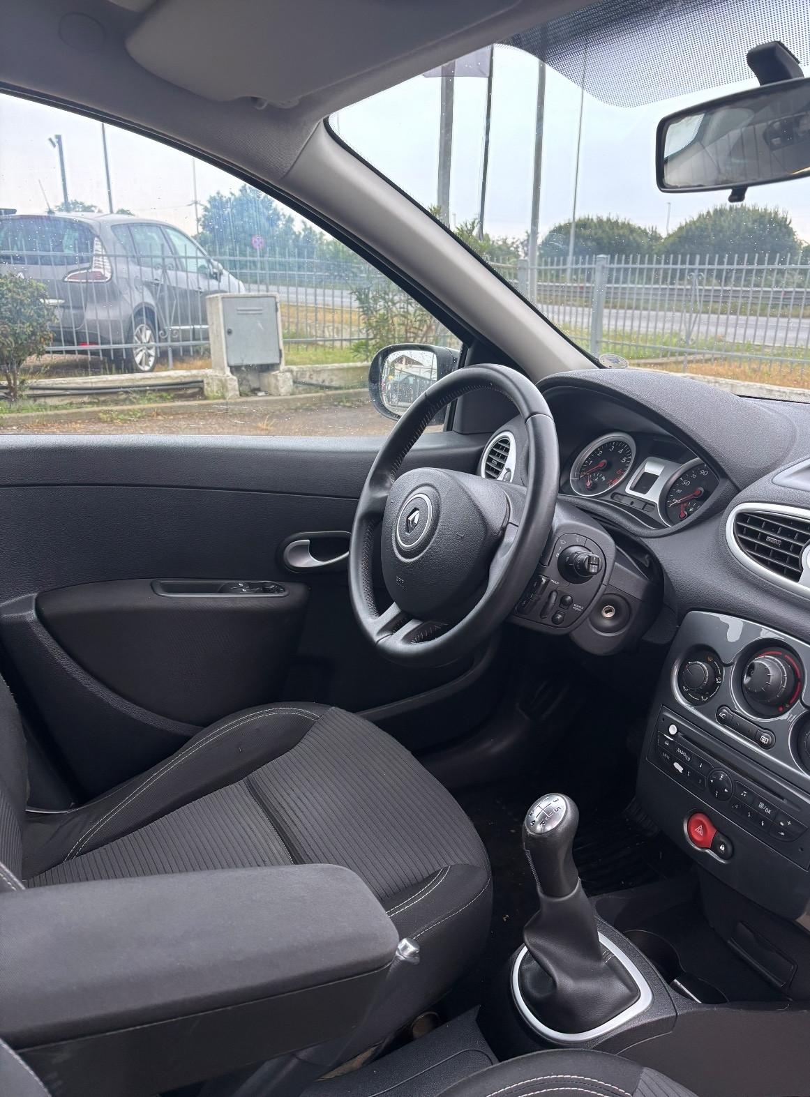 Renault Clio 1.2 16V 5 porte GPL Dynamique