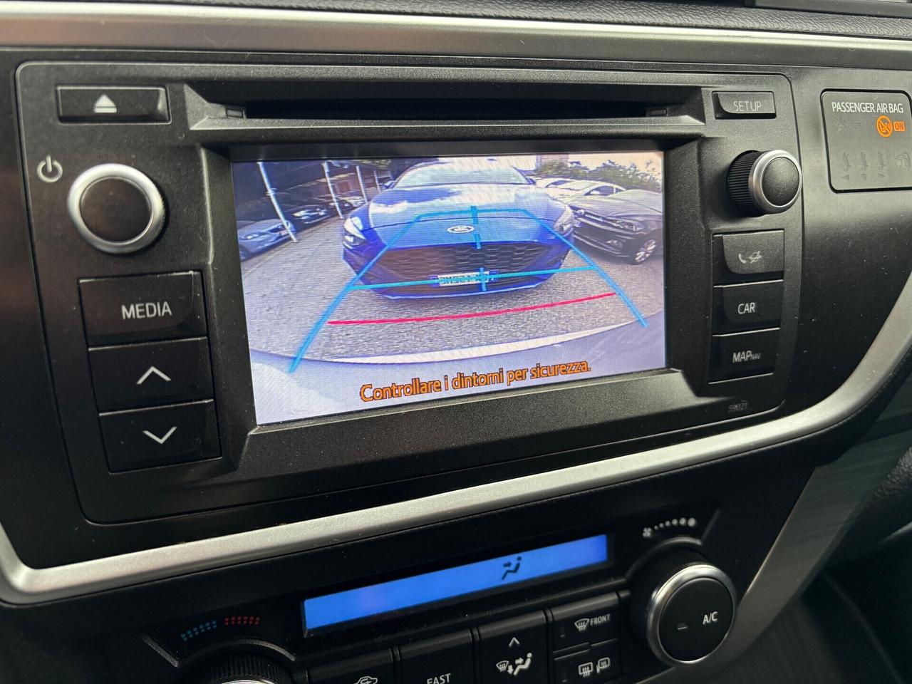 Toyota Auris 1.4 D-4D 5 porte ok neopatentati