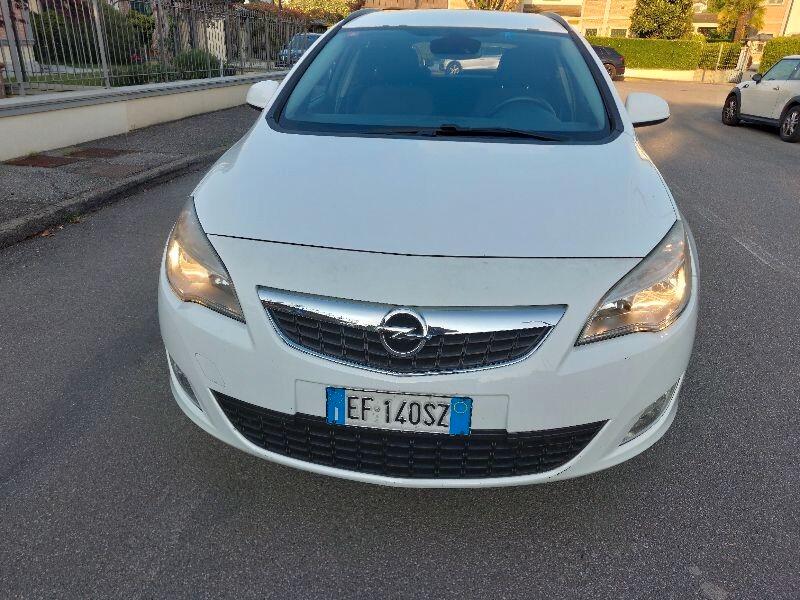 Opel Astra 1.7 CDTI 110CV Sports Tourer Elective frizione Nuova