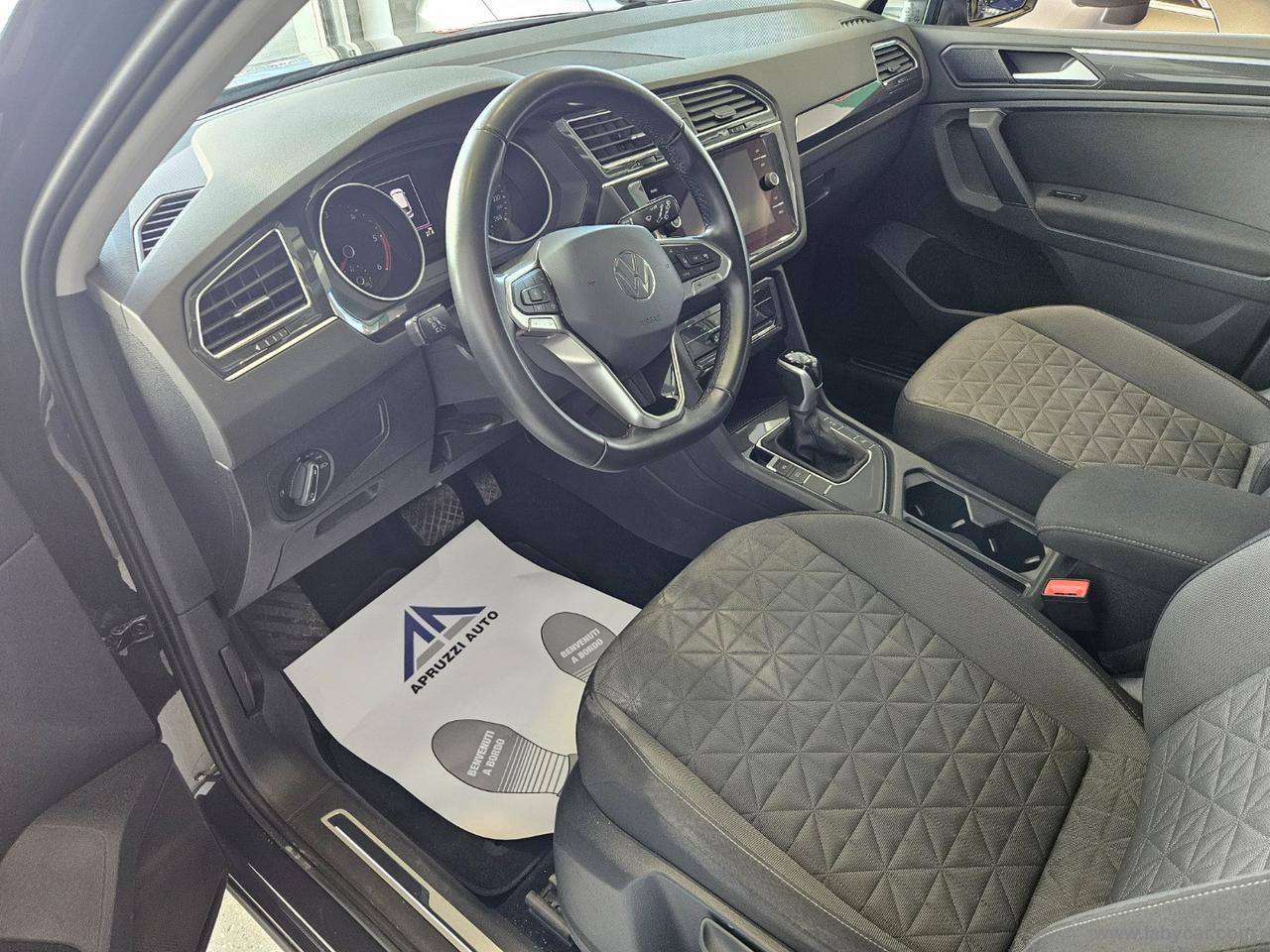 VOLKSWAGEN Tiguan 2.0 TDI 150CV SCR DSG Life