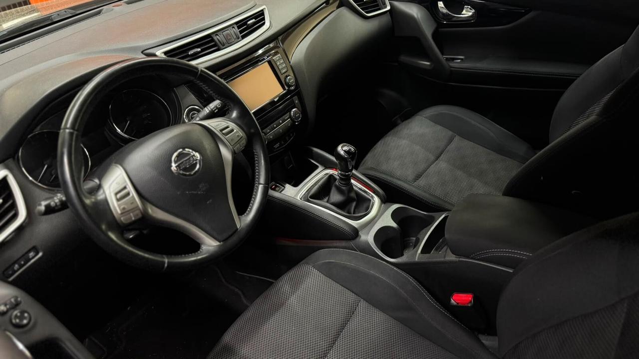 Nissan Qashqai 1.2 BENZINA 2017 NEOP.