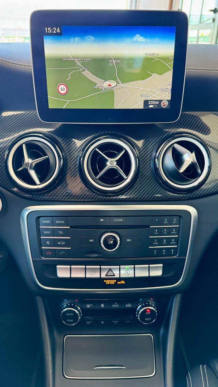Mercedes GLA 200 Premium
