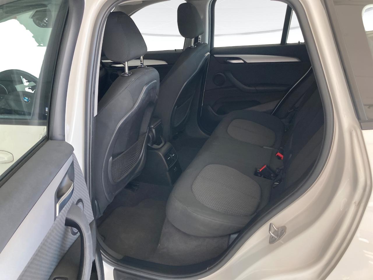 BMW X1 xdrive25e Business Advantage auto