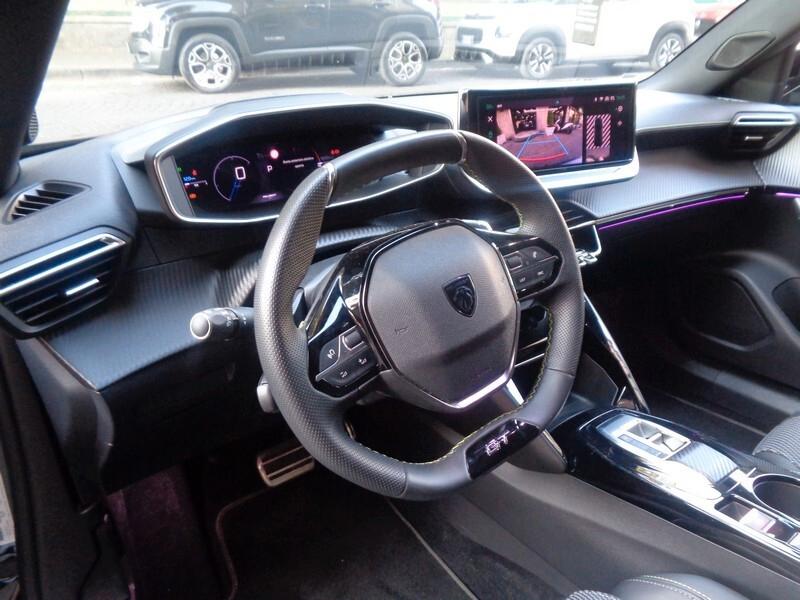 Peugeot 2008 BlueHDi 130 S&S EAT8 GT
