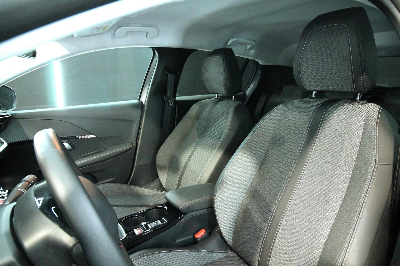 PEUGEOT 208 1.2 100 CV ALLURE