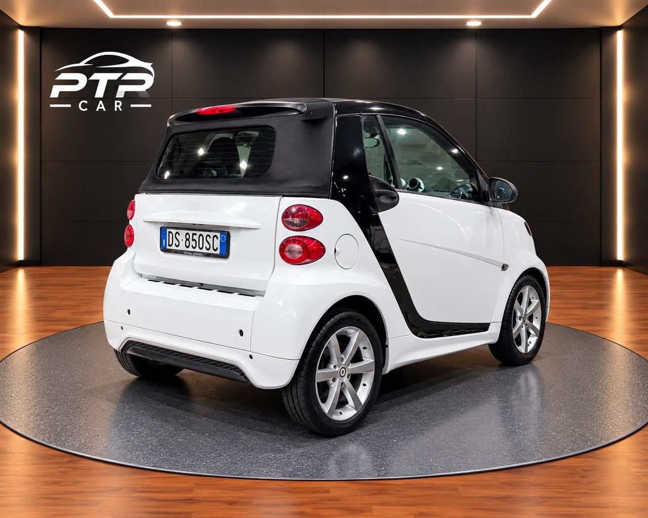 Smart ForTwo 1000 52 kW MHD cabrio pulse