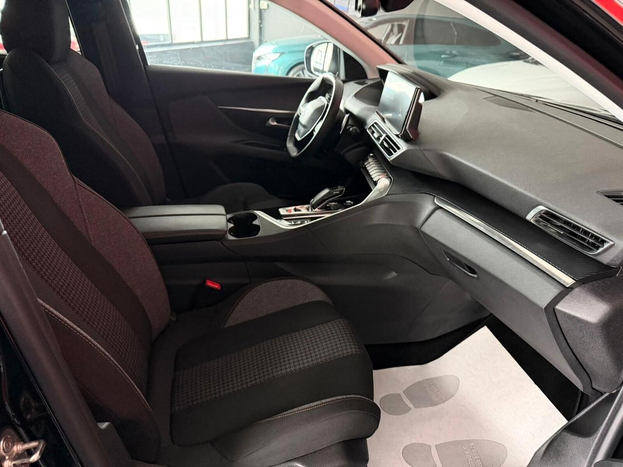 Peugeot 5008 BlueHDi 130 EAT8 Allure Pack 7 POSTI