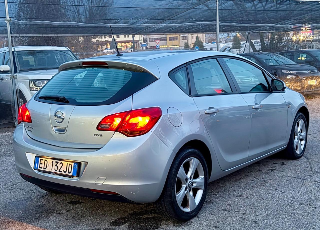 Opel Astra 2010 dicembre 1.7 CDTI 110CV 5 porte Cosmo ! ! !