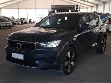VOLVO XC40 T3 Geartronic Momentum MY21