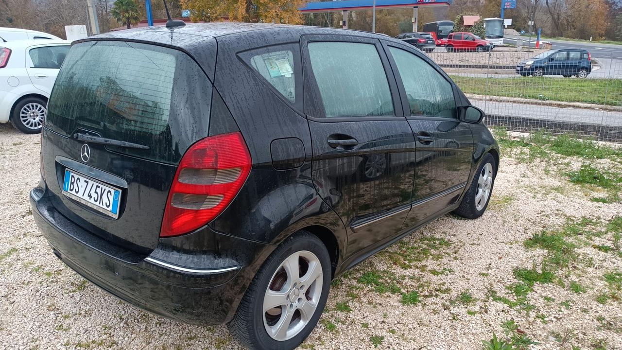 Mercedes-benz A 180 prezzo 700 euro