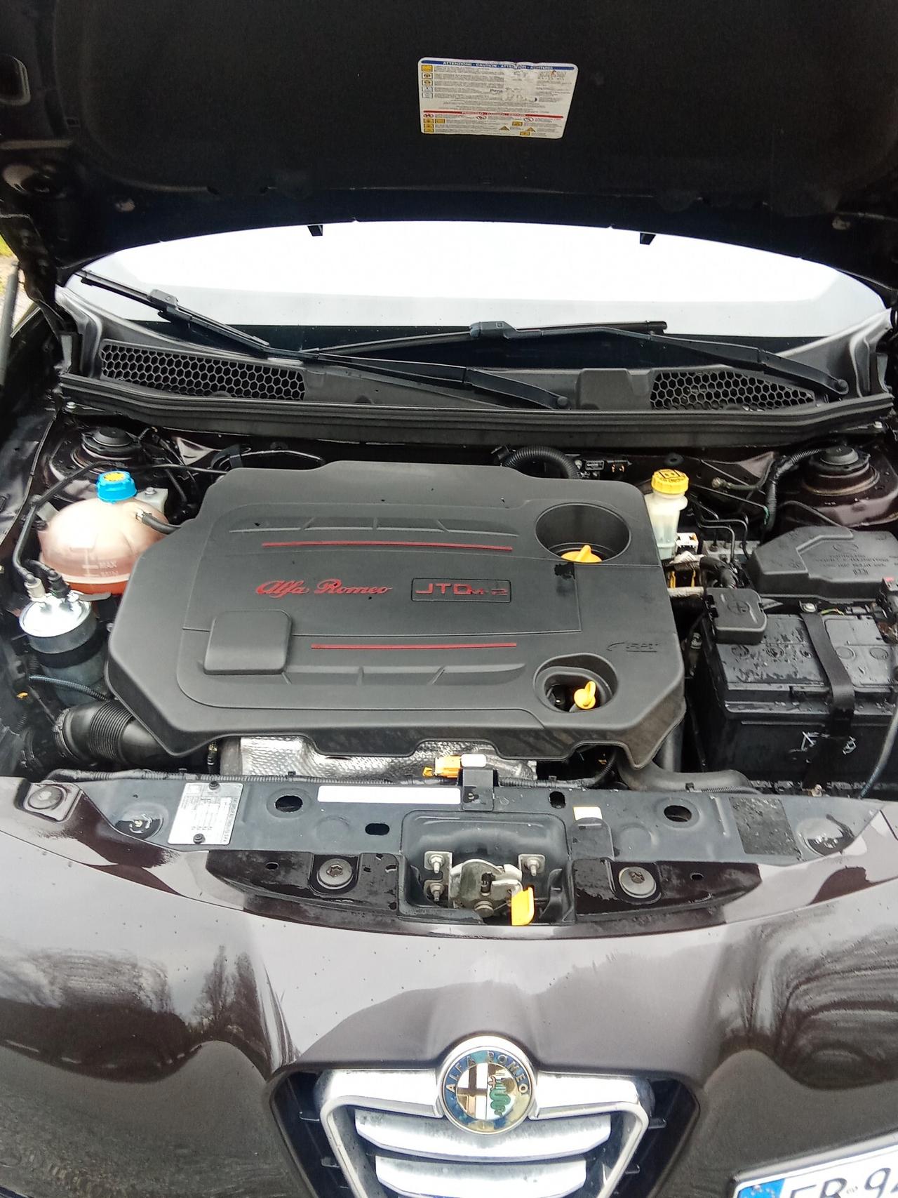 Alfa Romeo Giulietta 2.0 JTDm-2 140 CV 012