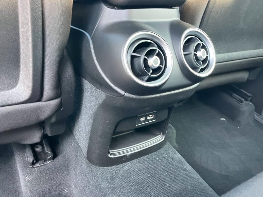 Alfa Romeo Stelvio 2.2 t Super rwd 160cv auto