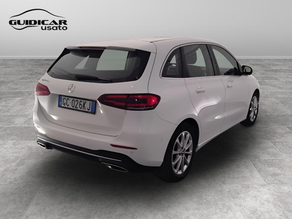 Mercedes-Benz Classe B - W247 2018 - B 200 d Sport Plus auto