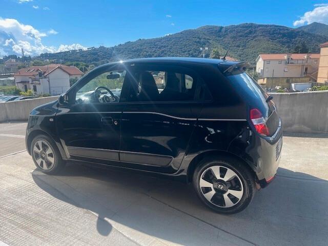 Renault Twingo SCe EDC Lovely