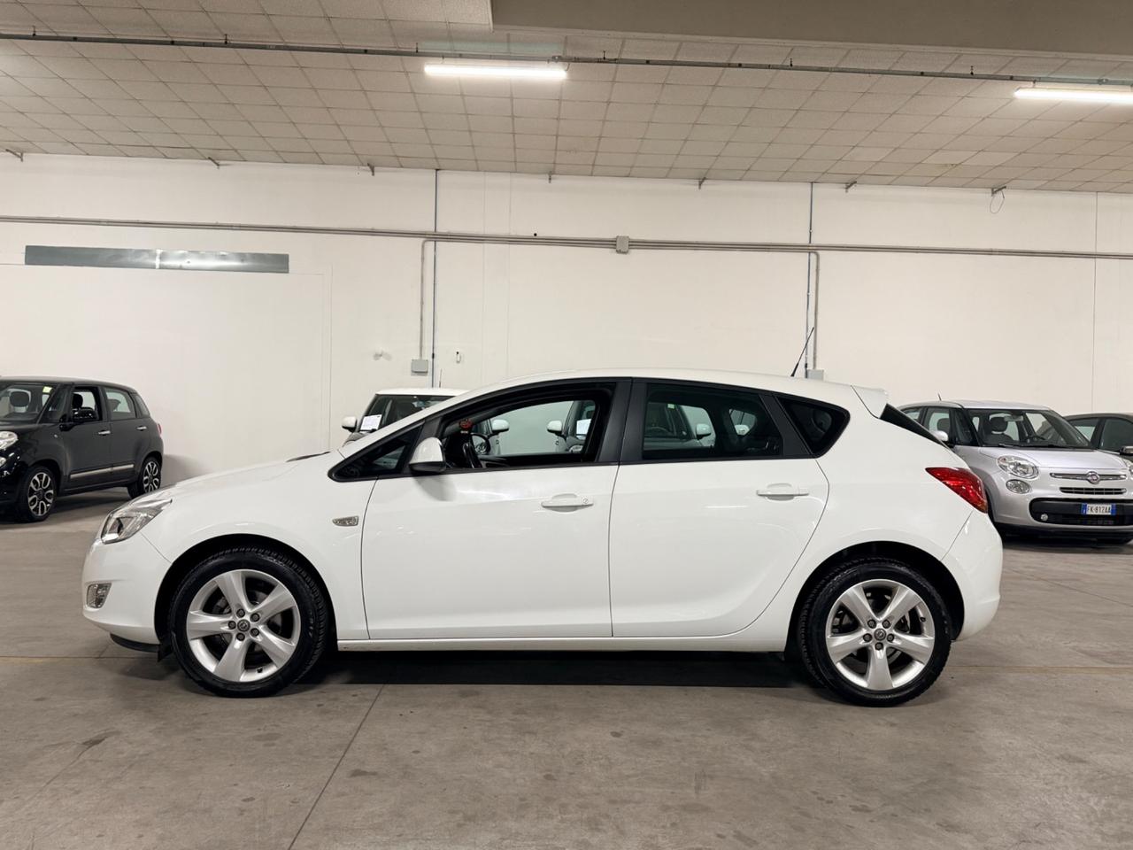 Opel Astra 1.4 100CV 5 porte Elective