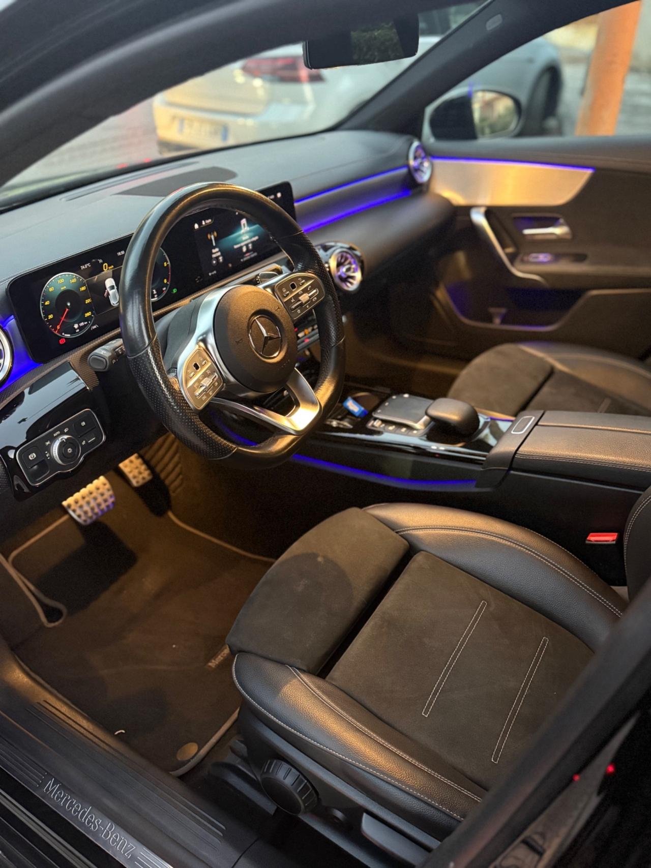 Mercedes-benz A 200 d Automatic Premium